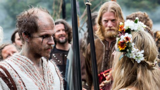 Кадр из 7 серии 2 сезона сериала «Викинги»